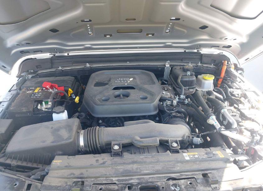 Photo 10 of 2022 Jeep Wrangler 4XE UNLIMITED SAHARA 4X4 (VIN 1C4JJXP69NW220598)