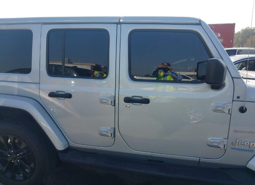 Photo 14 of 2022 Jeep Wrangler 4XE UNLIMITED SAHARA 4X4 (VIN 1C4JJXP69NW220598)