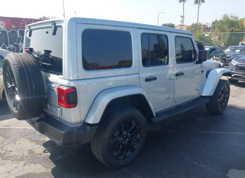 Photo 4 of 2022 Jeep Wrangler 4XE UNLIMITED SAHARA 4X4 (VIN 1C4JJXP69NW220598)