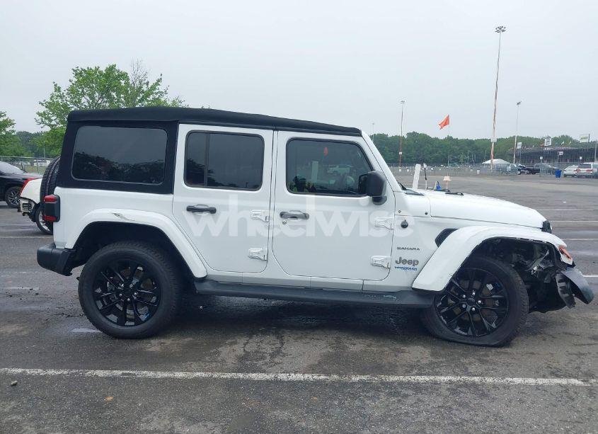 Photo 13 of 2022 Jeep Wrangler 4XE UNLIMITED SAHARA 4X4 (VIN 1C4JJXP69NW229124)
