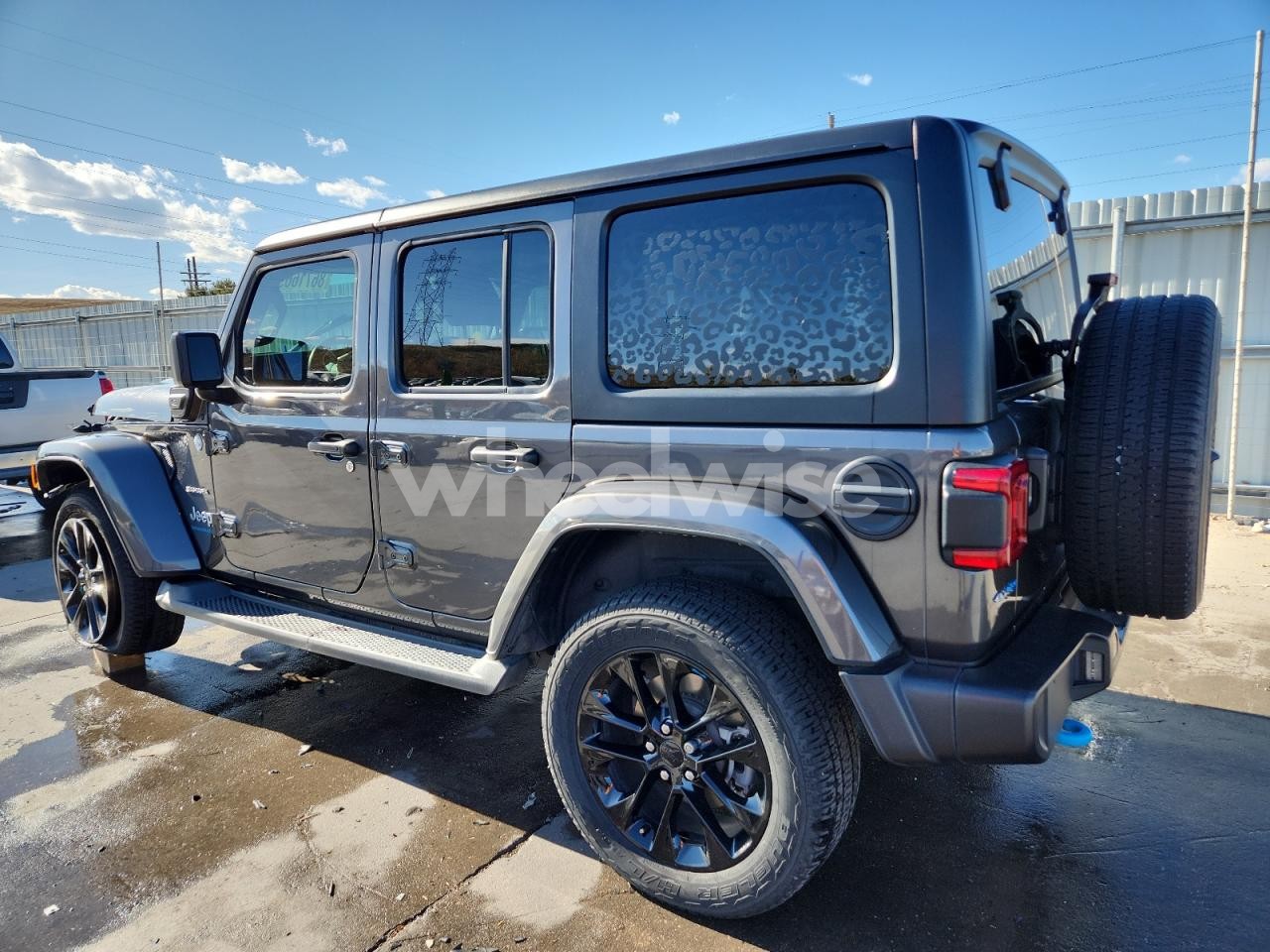 Photo 2 of 2023 JEEP WRANGLER SAHARA 4XE (VIN 1C4JJXP69PW553645)
