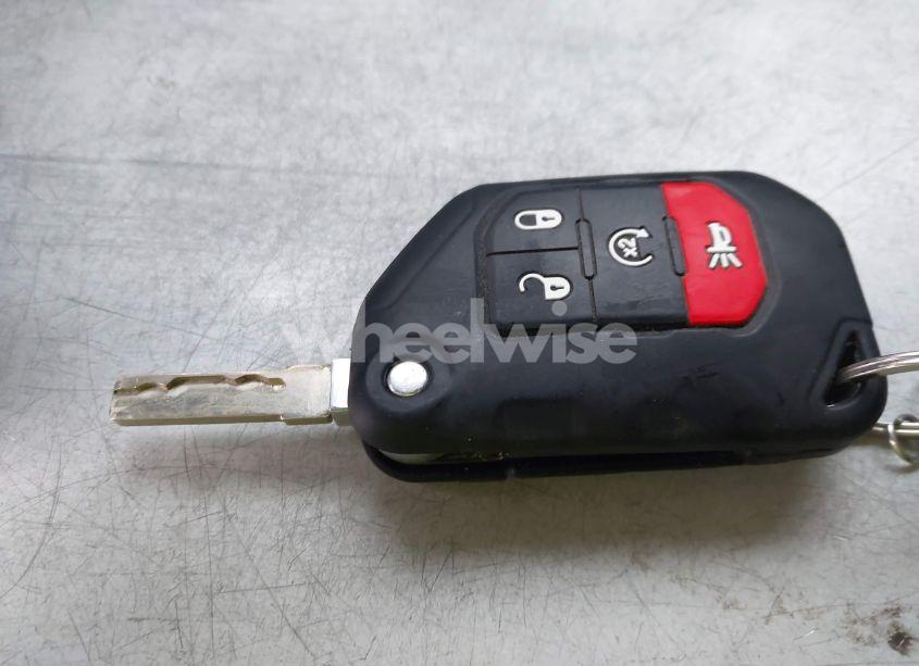 Photo 11 of 2022 Jeep Wrangler 4XE UNLIMITED SAHARA 4X4 (VIN 1C4JJXP6XNW162999)