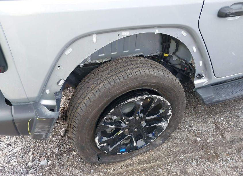 Photo 6 of 2023 Jeep Wrangler 4XE SAHARA 4X4 (VIN 1C4JJXP6XPW684082)