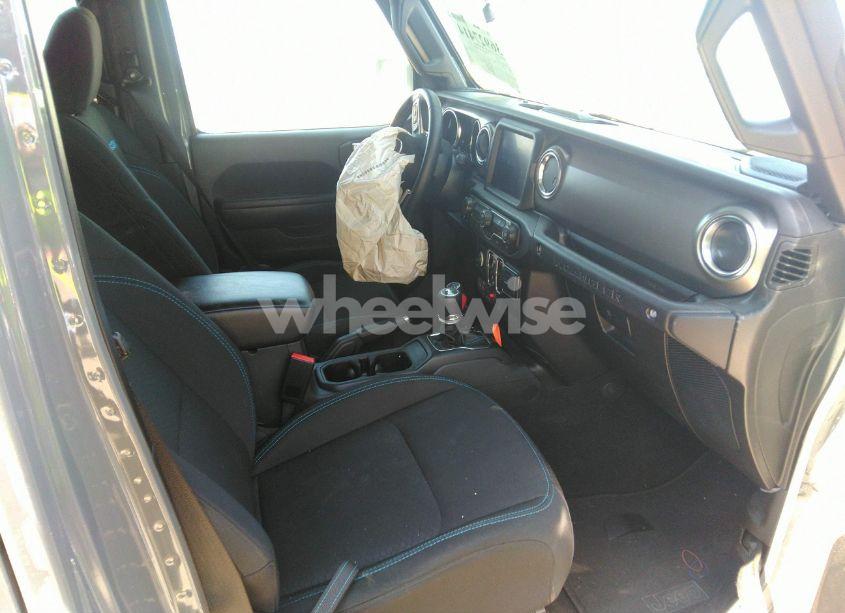 Photo 5 of 2022 Jeep Wrangler 4XE UNLIMITED RUBICON 4X4 (VIN 1C4JJXR60NW182756)