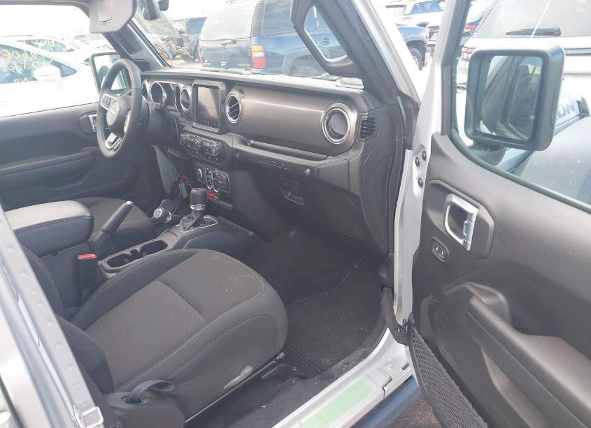 Photo 5 of 2023 Jeep Wrangler 4XE RUBICON 4X4 (VIN 1C4JJXR60PW703204)