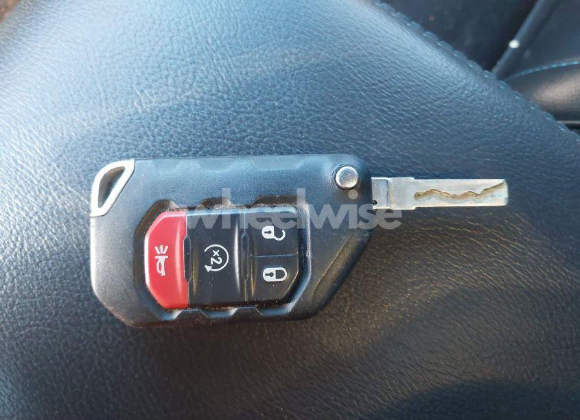 Photo 11 of 2022 Jeep Wrangler 4XE UNLIMITED RUBICON 4X4 (VIN 1C4JJXR61NW160832)