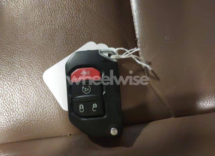 Photo 11 of 2022 Jeep Wrangler 4XE UNLIMITED RUBICON 4X4 (VIN 1C4JJXR61NW264155)