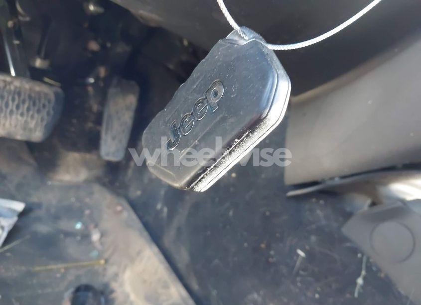 Photo 11 of 2022 Jeep Wrangler 4XE UNLIMITED RUBICON 4X4 (VIN 1C4JJXR64NW238262)