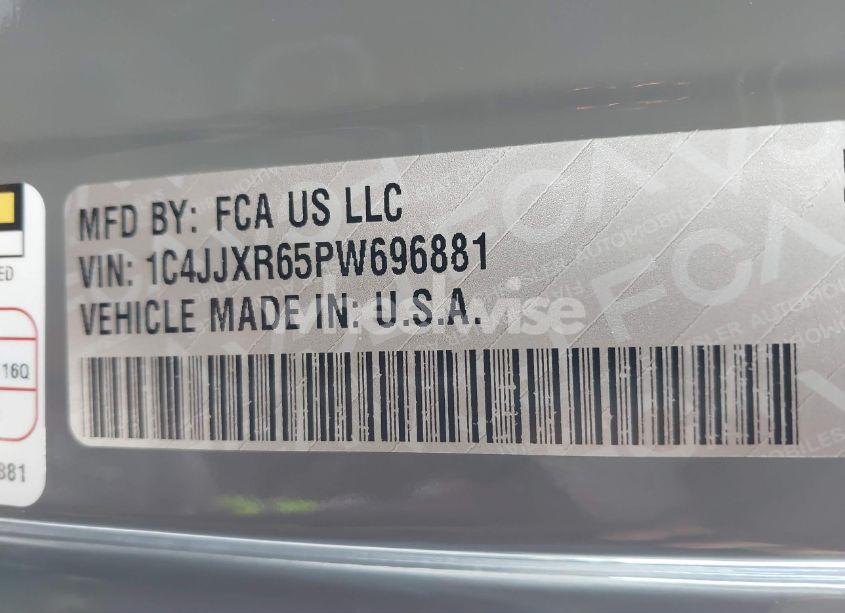 Photo 9 of 2023 Jeep Wrangler 4XE RUBICON 20TH ANNIVERSARY 4X4 (VIN 1C4JJXR65PW696881)