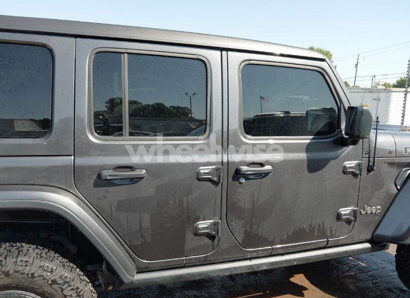Photo 13 of 2022 Jeep Wrangler UNLIMITED RUBICON 392 4X4 (VIN 1C4JJXSJ6NW193565)