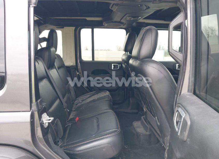 Photo 8 of 2022 Jeep Wrangler UNLIMITED RUBICON 392 4X4 (VIN 1C4JJXSJXNW102670)