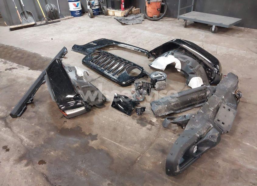 Photo 12 of 2022 Jeep Wrangler UNLIMITED RUBICON 392 4X4 (VIN 1C4JJXSJXNW114821)