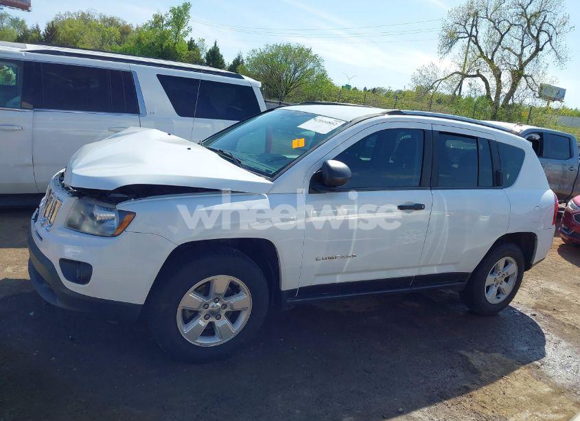 Photo 14 of 2014 Jeep Compass SPORT (VIN 1C4NJCBA0ED618090)