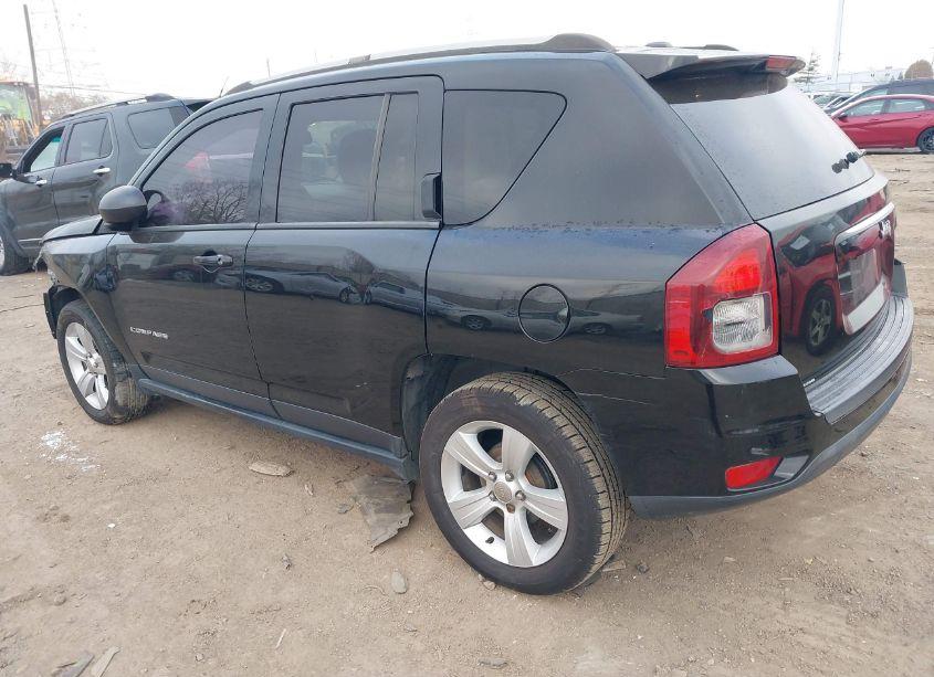 Photo 3 of 2016 Jeep Compass SPORT (VIN 1C4NJCBA0GD513228)