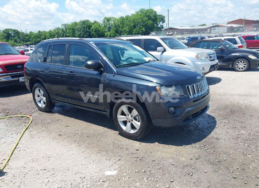 2016 Jeep Compass SPORT (VIN 1C4NJCBA0GD560307) main photo