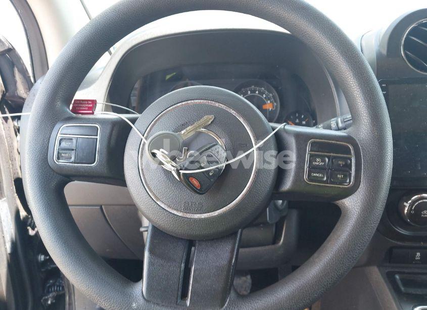 Photo 11 of 2016 Jeep Compass SPORT (VIN 1C4NJCBA0GD560307)