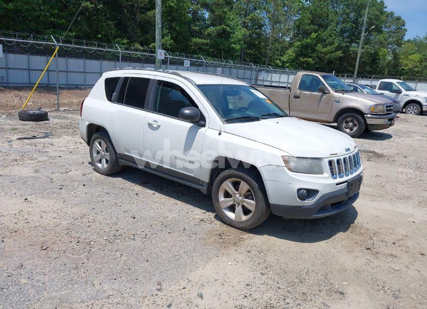 2016 Jeep Compass SPORT (VIN 1C4NJCBA0GD569119) main photo