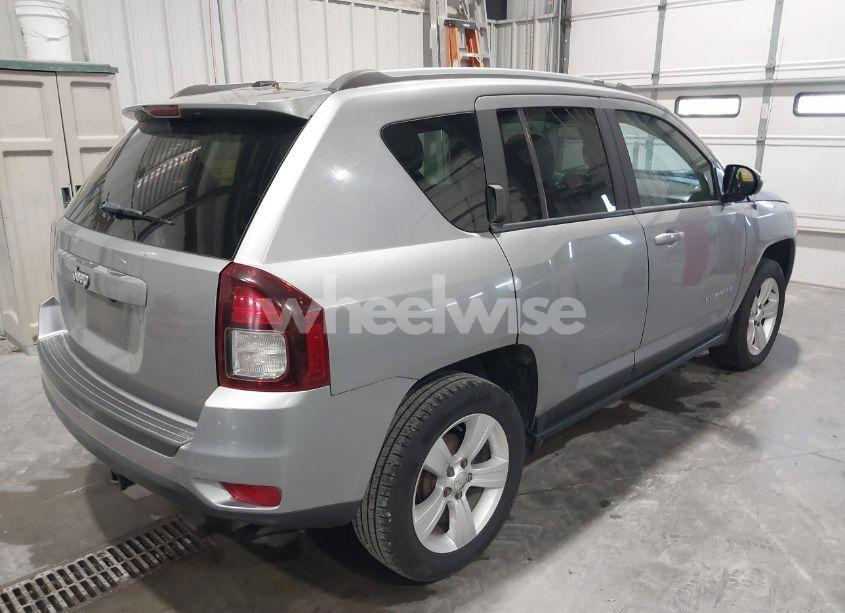 Photo 4 of 2016 Jeep Compass SPORT (VIN 1C4NJCBA0GD612079)