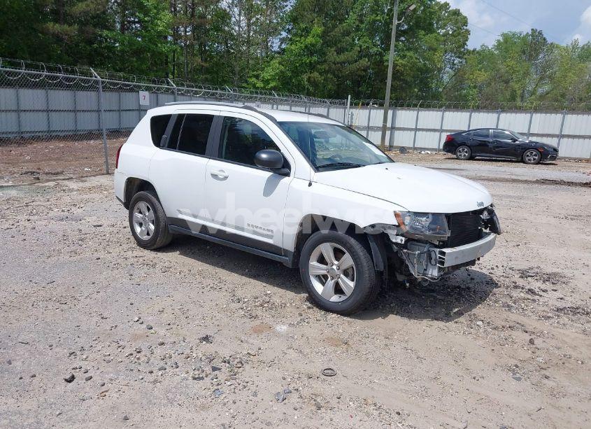 2016 Jeep Compass SPORT (VIN 1C4NJCBA0GD742797) main photo