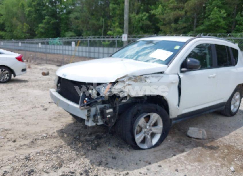 Photo 6 of 2016 Jeep Compass SPORT (VIN 1C4NJCBA0GD742797)