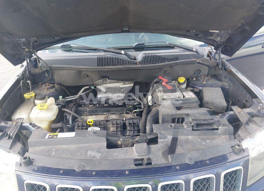 Photo 10 of 2014 Jeep Compass SPORT (VIN 1C4NJCBA1ED725648)