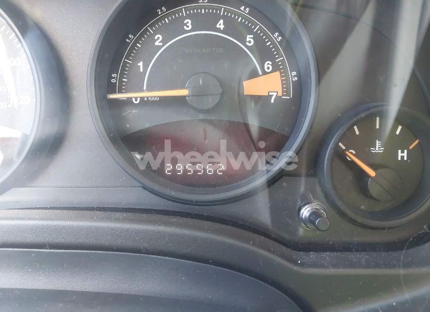 Photo 7 of 2014 Jeep Compass SPORT (VIN 1C4NJCBA1ED725648)