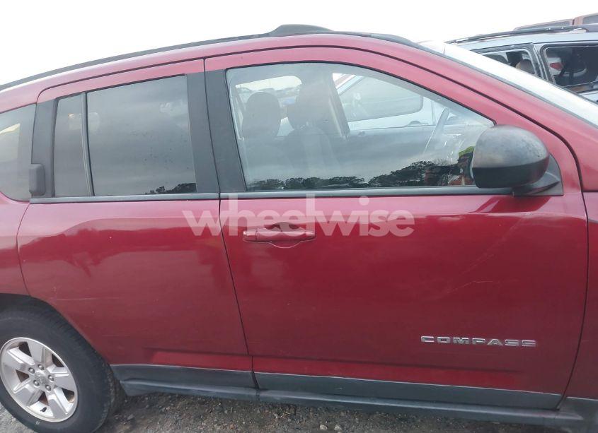 Photo 13 of 2014 Jeep Compass SPORT (VIN 1C4NJCBA1ED801028)