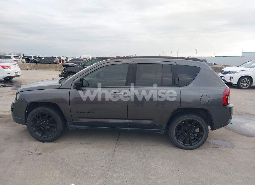 Photo 14 of 2014 Jeep Compass ALTITUDE (VIN 1C4NJCBA1ED886887)