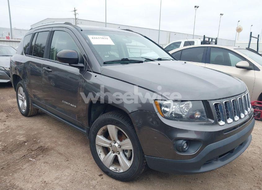 2016 Jeep Compass SPORT (VIN 1C4NJCBA1GD512993) main photo