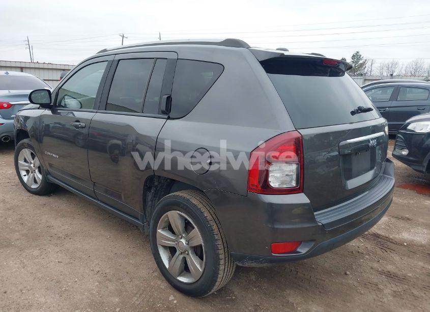 Photo 3 of 2016 Jeep Compass SPORT (VIN 1C4NJCBA1GD512993)