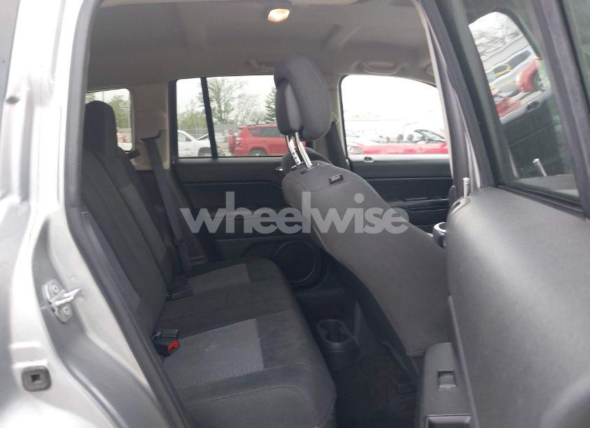 Photo 8 of 2016 Jeep Compass SPORT (VIN 1C4NJCBA1GD574149)