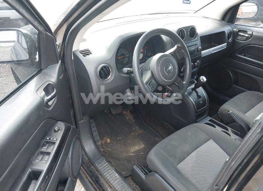 Photo 16 of 2016 Jeep Compass SPORT (VIN 1C4NJCBA1GD715432)