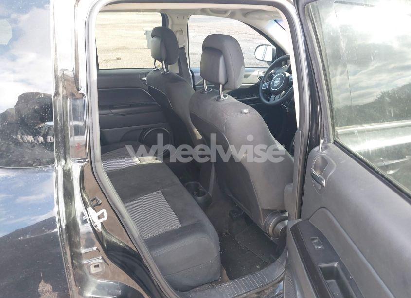 Photo 8 of 2016 Jeep Compass SPORT (VIN 1C4NJCBA1GD715432)