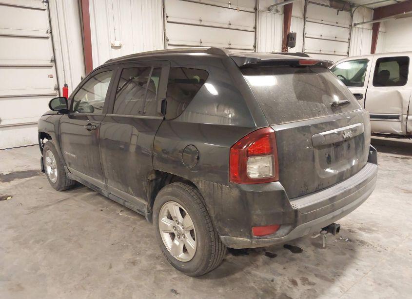 Photo 3 of 2014 Jeep Compass SPORT (VIN 1C4NJCBA2ED742944)