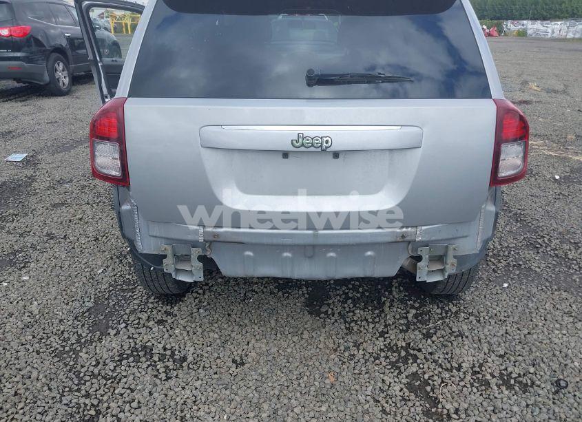 Photo 13 of 2014 Jeep Compass SPORT (VIN 1C4NJCBA2ED789293)