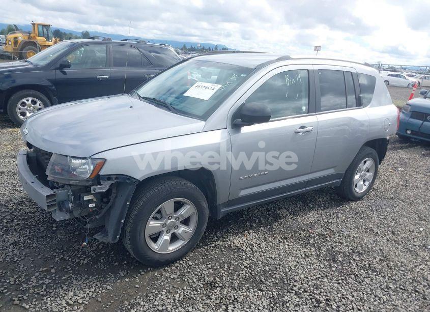 Photo 2 of 2014 Jeep Compass SPORT (VIN 1C4NJCBA2ED789293)