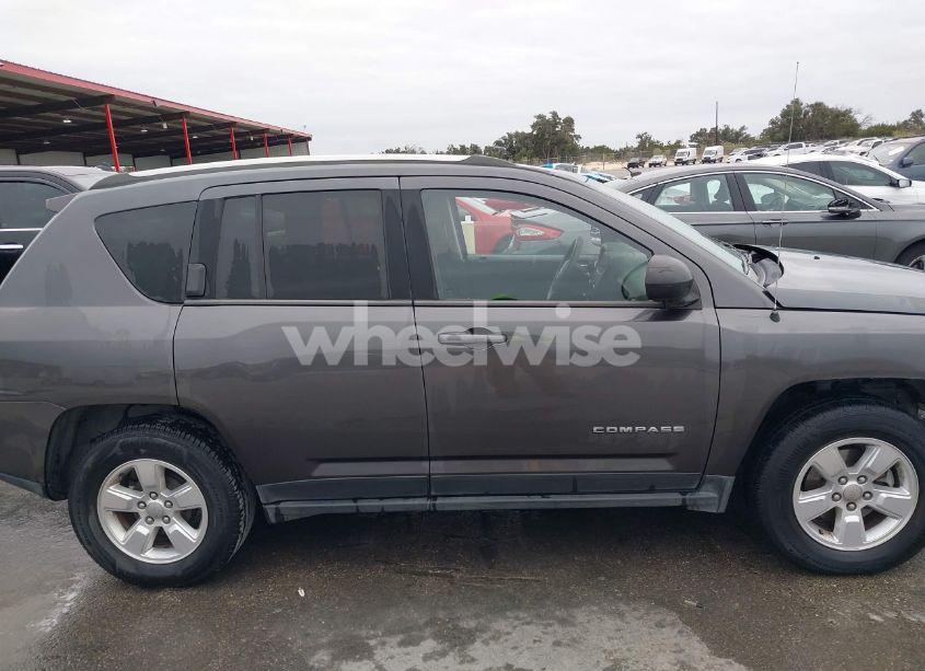 Photo 13 of 2014 Jeep Compass SPORT (VIN 1C4NJCBA2ED812328)