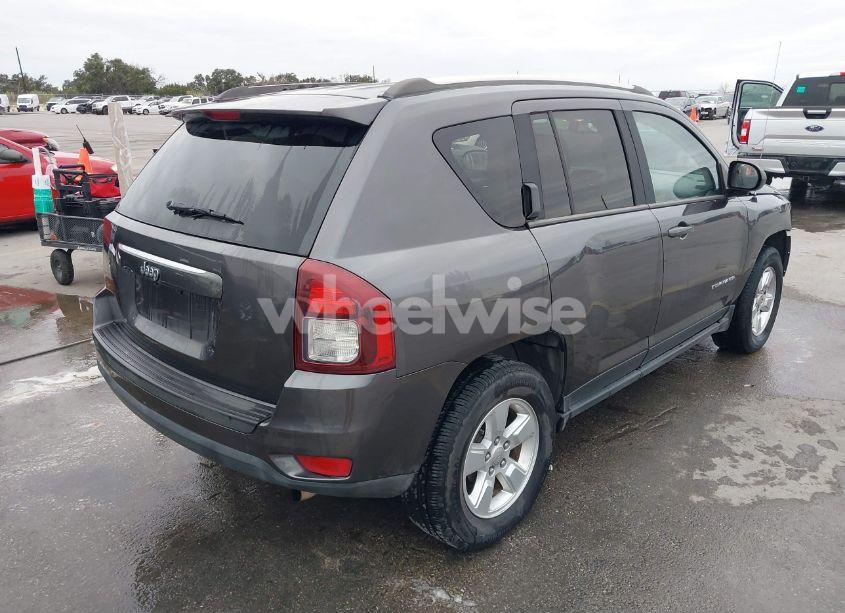 Photo 4 of 2014 Jeep Compass SPORT (VIN 1C4NJCBA2ED812328)