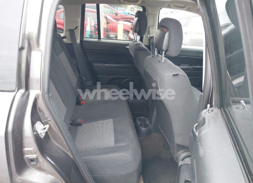 Photo 8 of 2014 Jeep Compass SPORT (VIN 1C4NJCBA2ED812328)