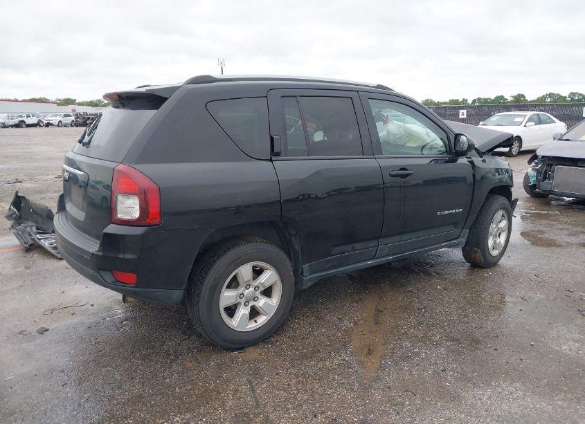 Photo 4 of 2015 Jeep Compass SPORT (VIN 1C4NJCBA2FD438577)