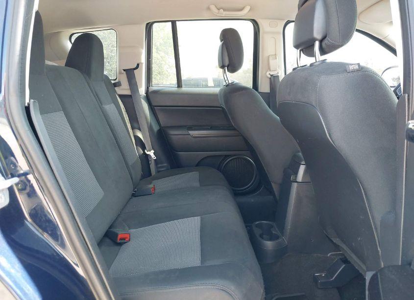 Photo 8 of 2016 Jeep Compass SPORT (VIN 1C4NJCBA2GD513103)