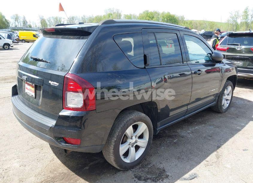 Photo 4 of 2016 Jeep Compass SPORT (VIN 1C4NJCBA2GD641289)