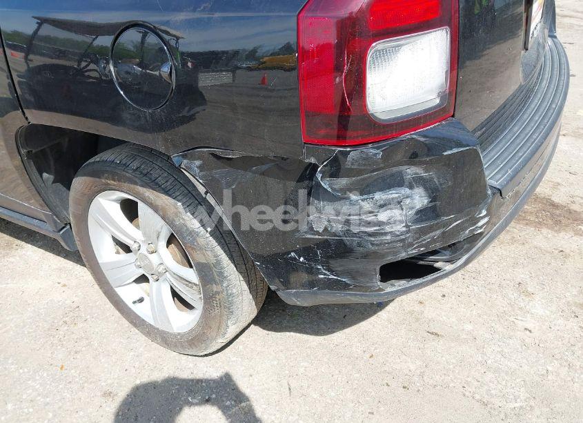 Photo 6 of 2016 Jeep Compass SPORT (VIN 1C4NJCBA2GD641289)