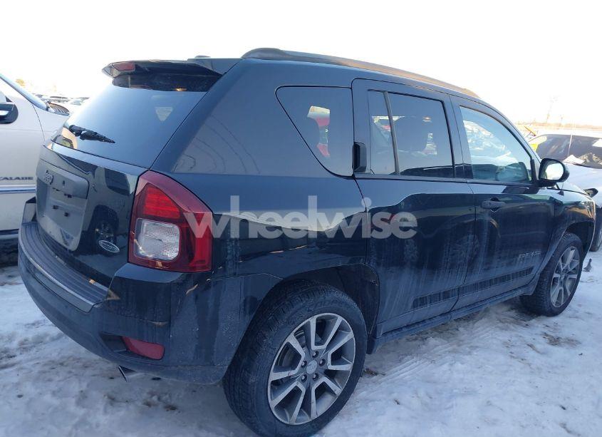 Photo 4 of 2016 Jeep Compass SPORT SE (VIN 1C4NJCBA2GD738072)