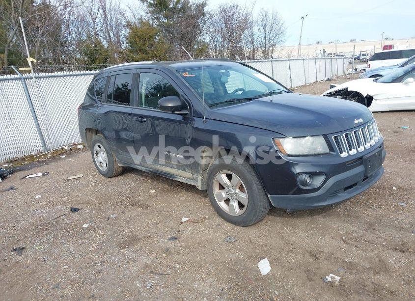 2014 Jeep Compass SPORT (VIN 1C4NJCBA3ED789013) main photo
