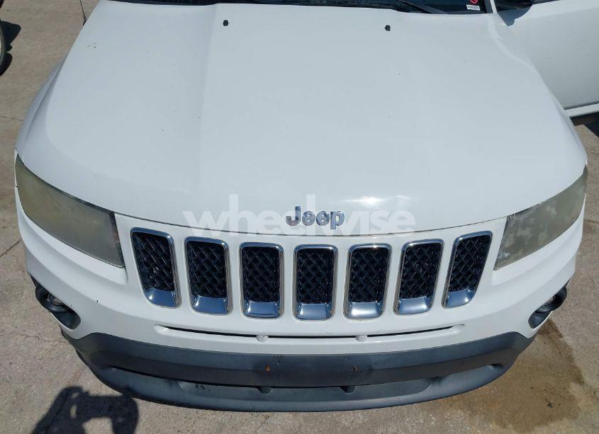 Photo 6 of 2014 Jeep Compass SPORT (VIN 1C4NJCBA3ED882534)
