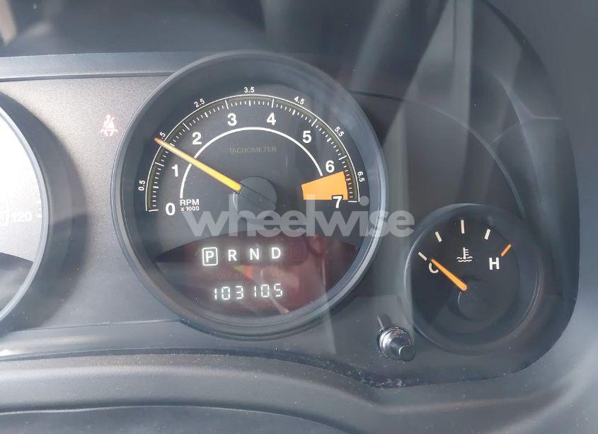 Photo 7 of 2015 Jeep Compass SPORT (VIN 1C4NJCBA3FD284901)