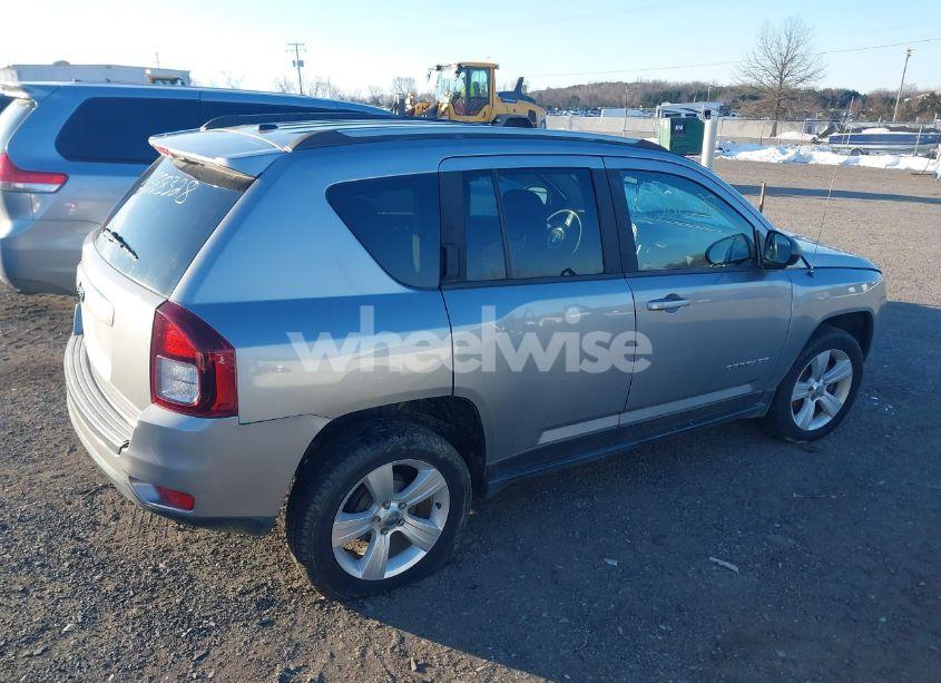 Photo 4 of 2016 Jeep Compass SPORT (VIN 1C4NJCBA3GD620337)