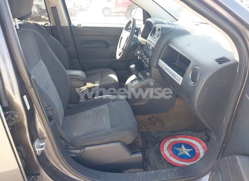 Photo 5 of 2016 Jeep Compass SPORT (VIN 1C4NJCBA3GD739179)