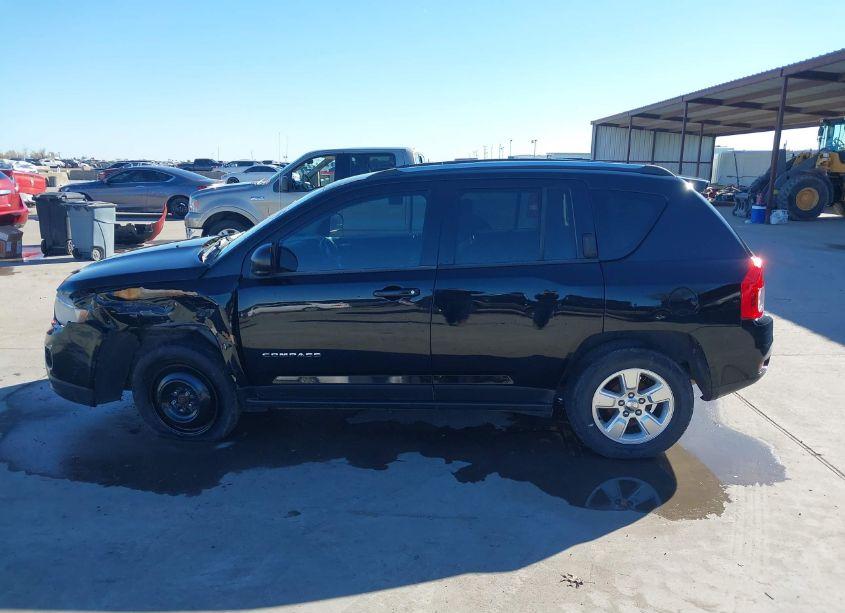 Photo 15 of 2013 Jeep Compass SPORT (VIN 1C4NJCBA4DD237776)
